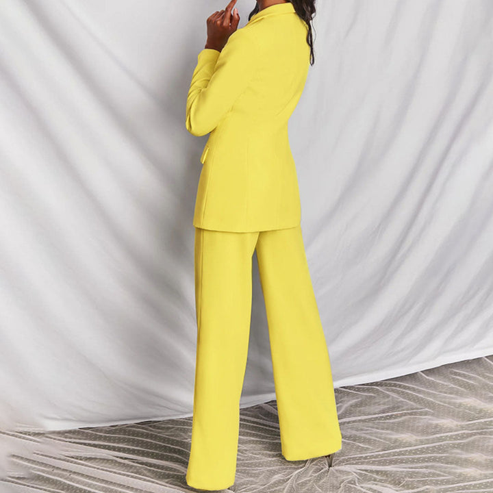 Women's Tailored Blazer and Trousers Outfit for Professional and Formal Occasions 3